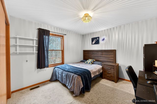 25815 W Hilltop Drive, Ingleside, IL 60041