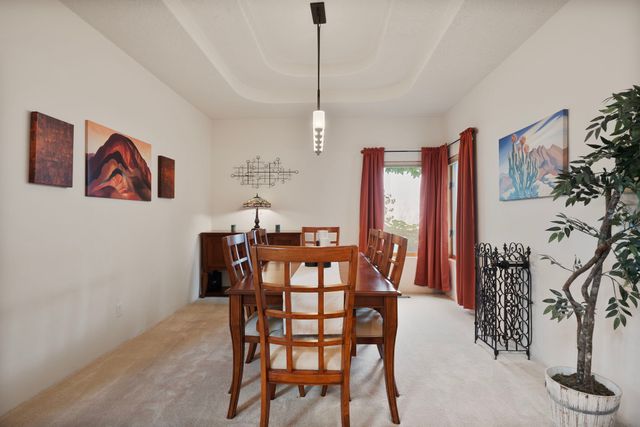 6604 Paddington, Albuquerque, NM 87111