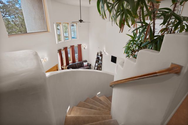 6604 Paddington, Albuquerque, NM 87111