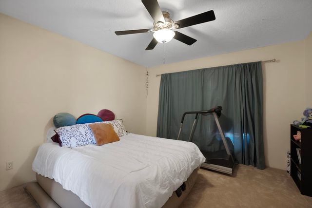 6604 Paddington, Albuquerque, NM 87111