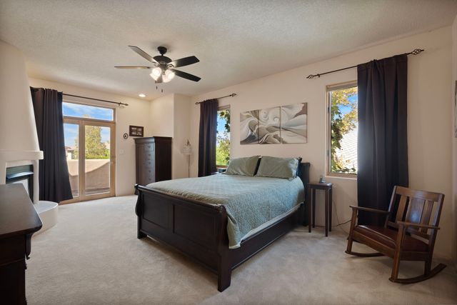 6604 Paddington, Albuquerque, NM 87111