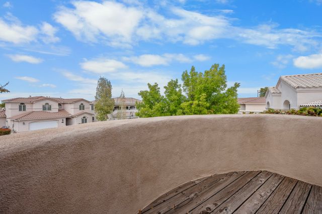 6604 Paddington, Albuquerque, NM 87111