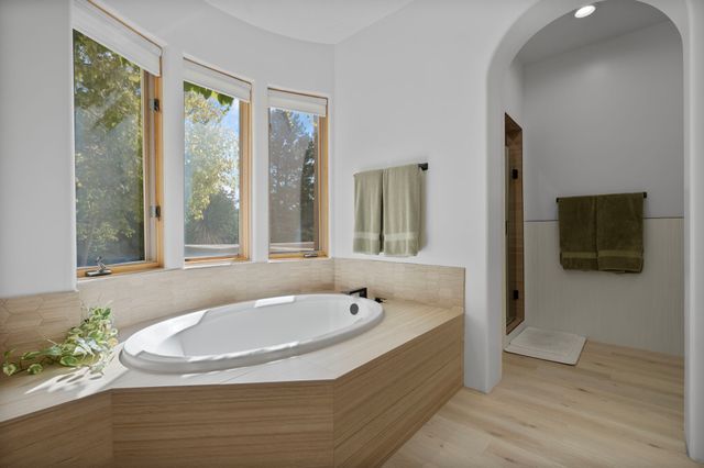 6604 Paddington, Albuquerque, NM 87111