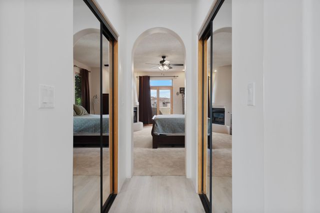 6604 Paddington, Albuquerque, NM 87111