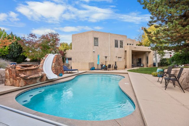 6604 Paddington, Albuquerque, NM 87111