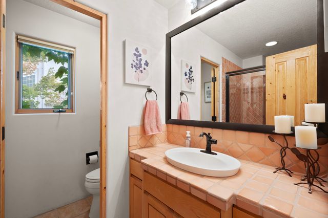 6604 Paddington, Albuquerque, NM 87111