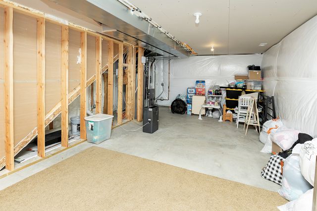 1001 Willow Valley Drive, Norwalk, IA 50211