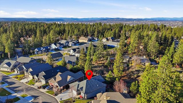 2121 E Cherrytree Ln, Spokane, WA 99203