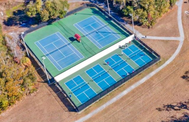 5825 HAWKWOOD COURT, Lithia, FL 33547