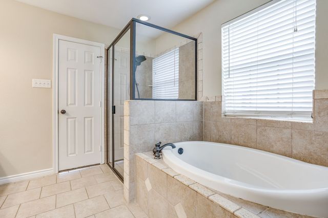 155 Cornerstone Lane, Springtown, TX 76082