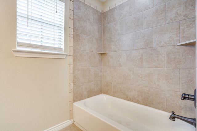 155 Cornerstone Lane, Springtown, TX 76082
