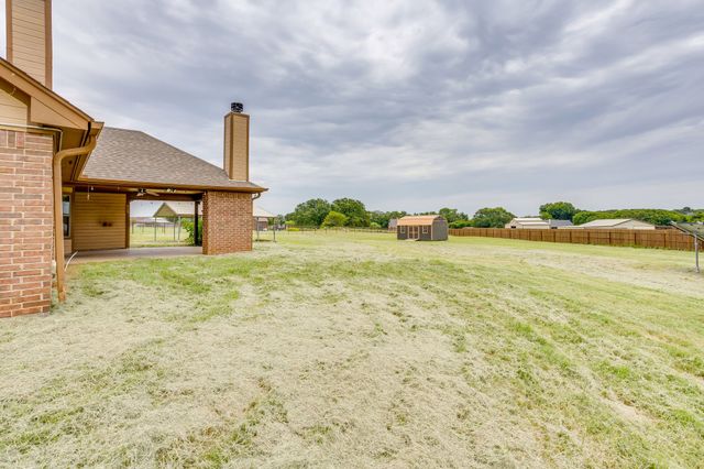 155 Cornerstone Lane, Springtown, TX 76082