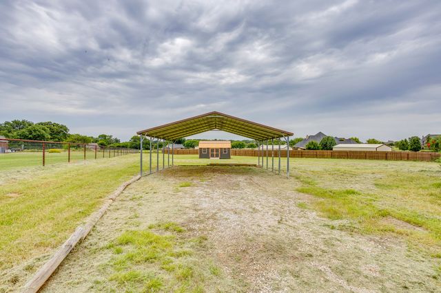 155 Cornerstone Lane, Springtown, TX 76082