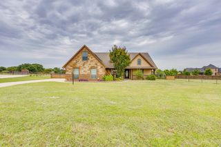 155 Cornerstone Lane, Springtown, TX 76082