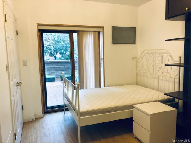 42-31 Colden Street F3EG, Flushing, NY 11355