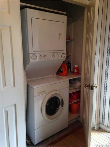42-31 Colden Street F3EG, Flushing, NY 11355