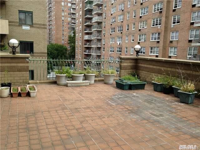 42-31 Colden Street F3EG, Flushing, NY 11355