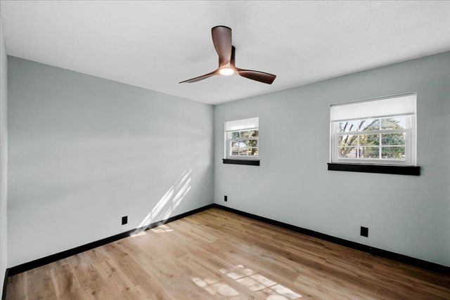 7006 Whispering Creek DR, Austin, TX 78736