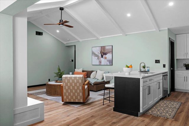 7006 Whispering Creek DR, Austin, TX 78736