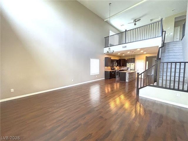 5704 Shadow Bend Drive, Las Vegas, NV 89135