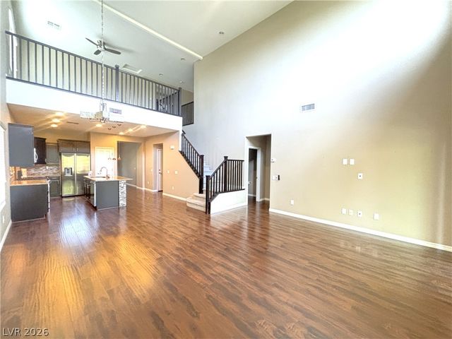 5704 Shadow Bend Drive, Las Vegas, NV 89135