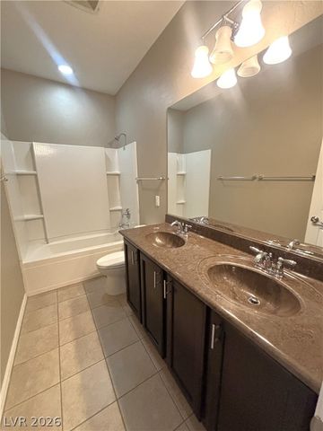 5704 Shadow Bend Drive, Las Vegas, NV 89135