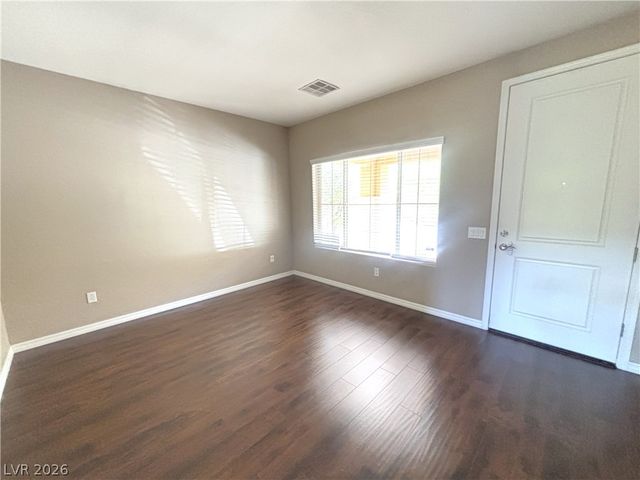 5704 Shadow Bend Drive, Las Vegas, NV 89135