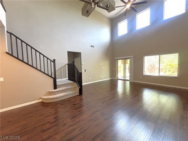5704 Shadow Bend Drive, Las Vegas, NV 89135