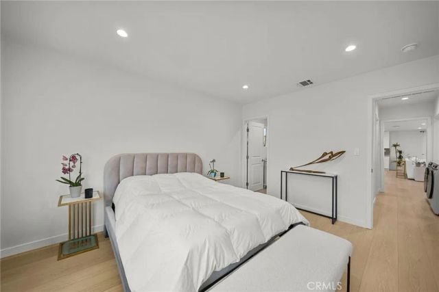 23817 Victory Boulevard, West Hills, CA 91307