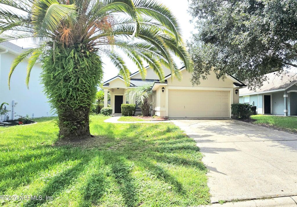 1072 MOOSEHEAD Drive, Orange Park, FL 32065