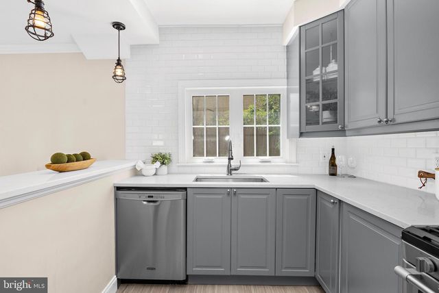 1205 UNION AVE, Baltimore, MD 21211