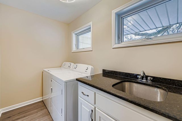 2265 Kentucky Lane, Saint Louis Park, MN 55426