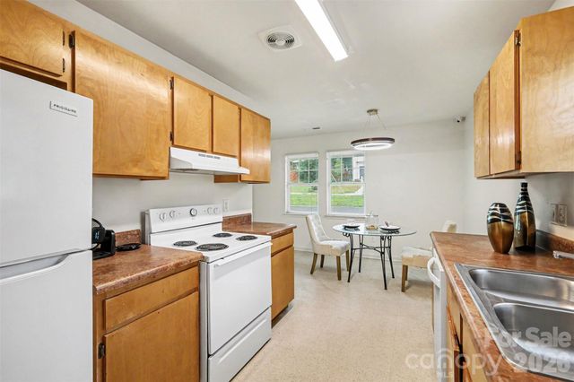 3608 Corbett Street, Charlotte, NC 28208