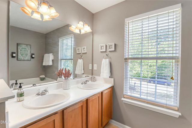 142 Cline Falls Drive, Holly Springs, NC 27540