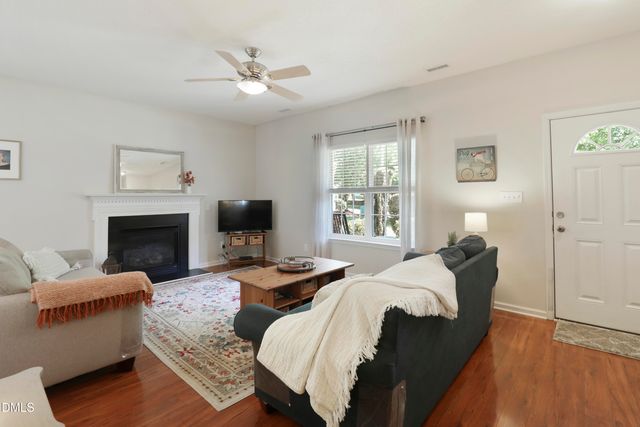 142 Cline Falls Drive, Holly Springs, NC 27540