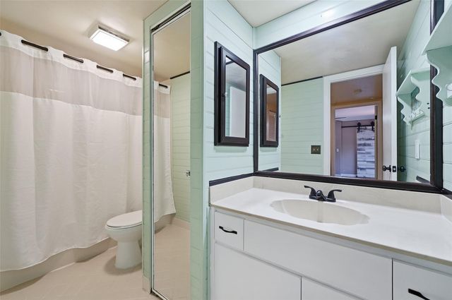 2734 SW 15th Street, Deerfield Beach, FL 33442