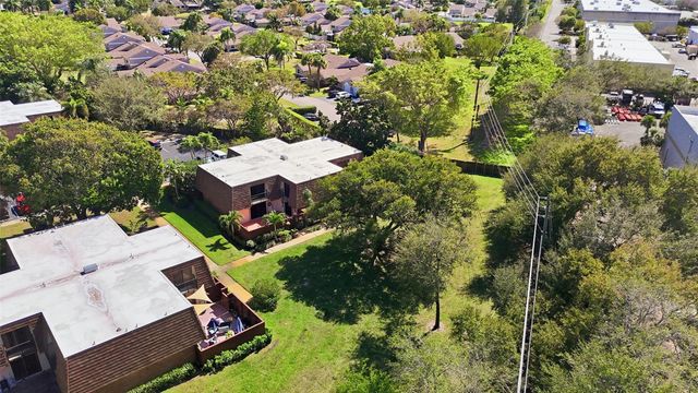 2734 SW 15th Street, Deerfield Beach, FL 33442