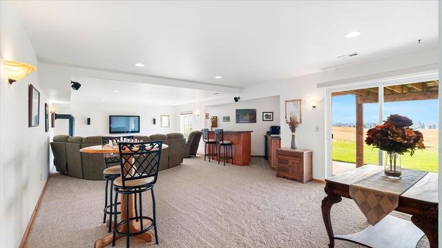 304 E Burk Rd, Colbert, WA 99005