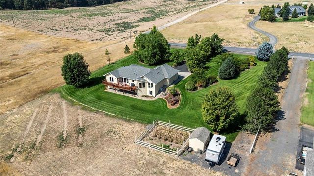 304 E Burk Rd, Colbert, WA 99005