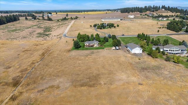 304 E Burk Rd, Colbert, WA 99005