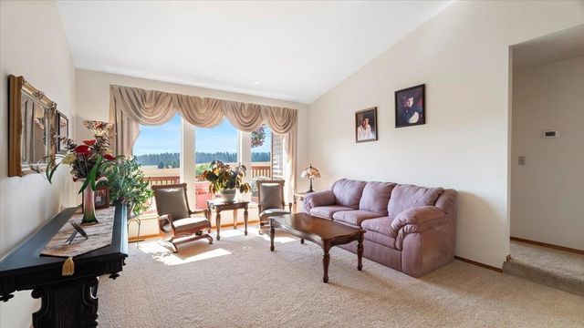 304 E Burk Rd, Colbert, WA 99005