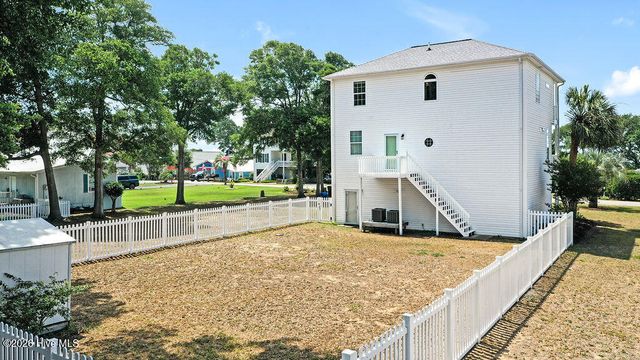 2813 Sea Vista Drive SW, Supply, NC 28462