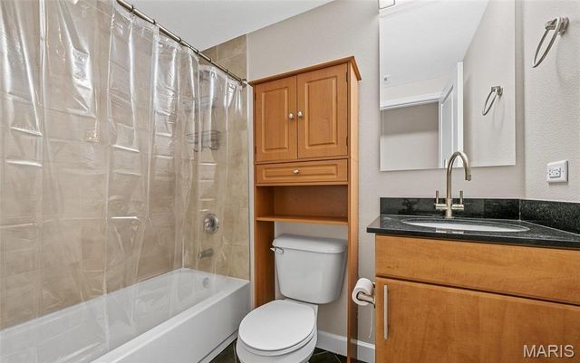 5696 Kingsbury Avenue 406, St Louis, MO 63112