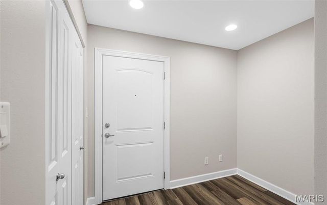 5696 Kingsbury Avenue 406, St Louis, MO 63112