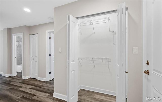 5696 Kingsbury Avenue 406, St Louis, MO 63112