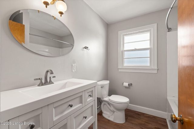 209 Clark Station Rd, Fisherville, KY 40023