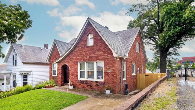2622 Forest Avenue, Evansville, IN 47712
