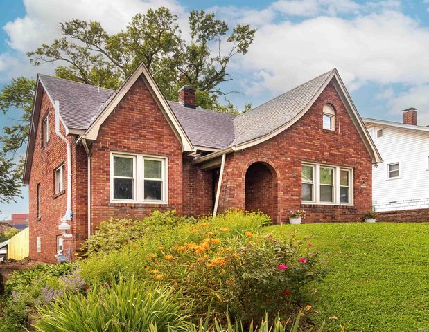 2622 Forest Avenue, Evansville, IN 47712
