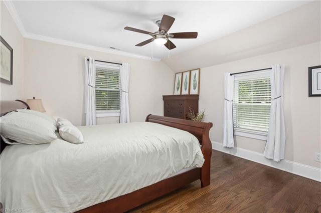 105 Cottonwood Drive, Jamestown, NC 27282