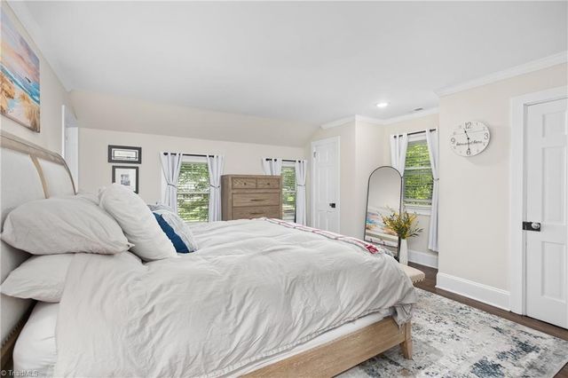 105 Cottonwood Drive, Jamestown, NC 27282